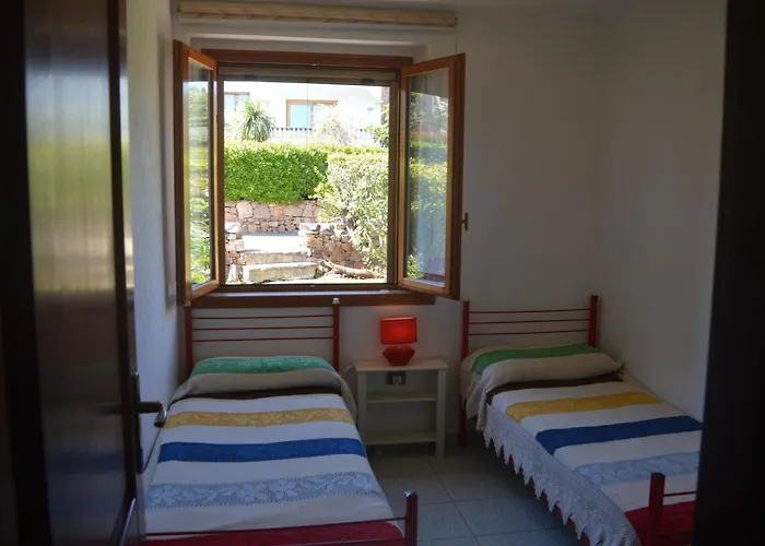 Casa Dello Scovolino * Porto San Paolo (Sardinia)